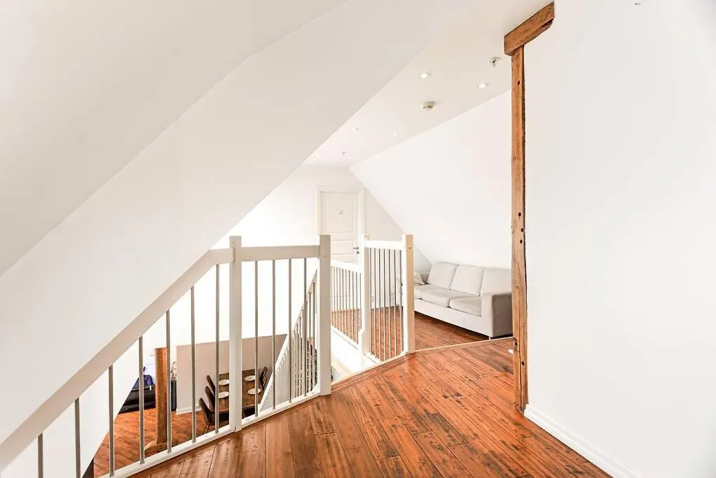 Large Seafront Penthouse With Four Bedrooms! 卑爾根 0*,  挪威